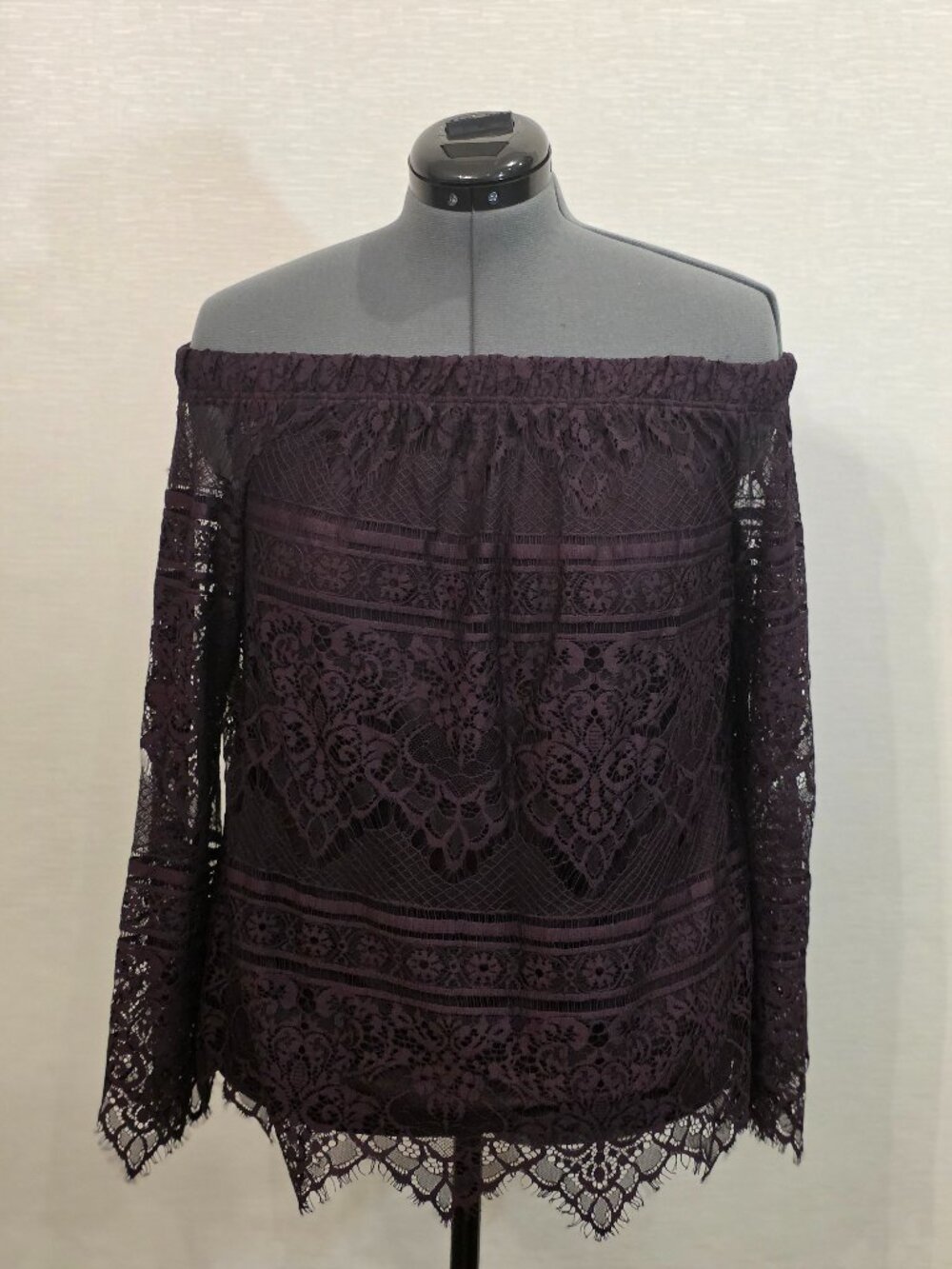 Apt. 9 Off-The-Shoulder Plum Lace Shirt